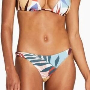 NEW Vintamin A Tropical Print Bikini Bottoms Medium 8